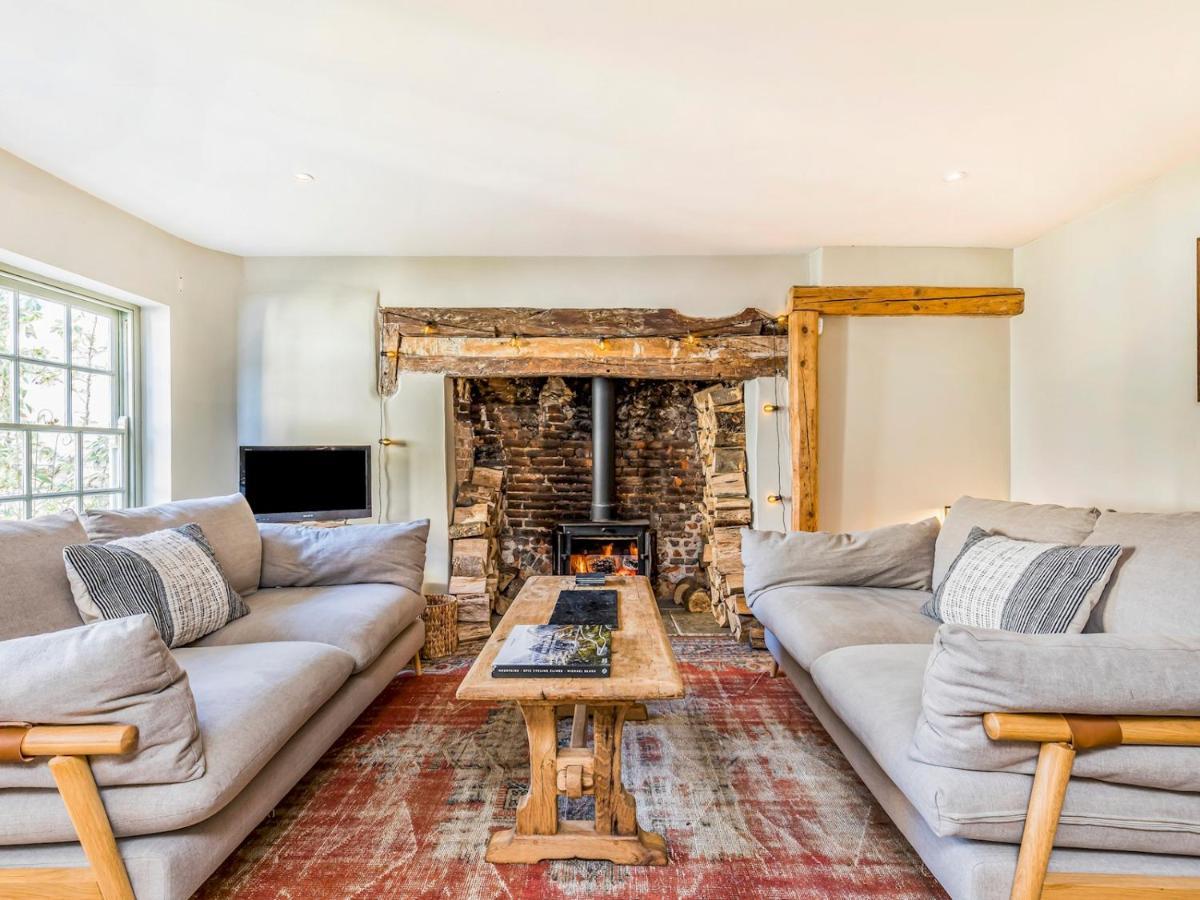 Pass The Keys Charming Downland Cottage 치체스터 외부 사진