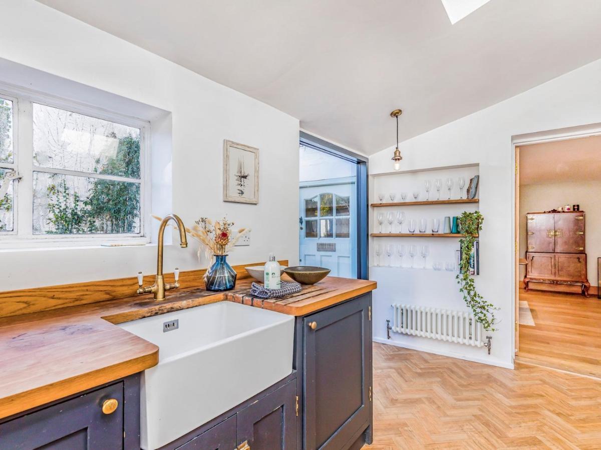 Pass The Keys Charming Downland Cottage 치체스터 외부 사진