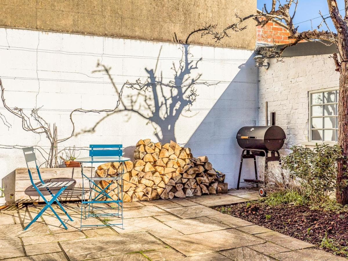 Pass The Keys Charming Downland Cottage 치체스터 외부 사진