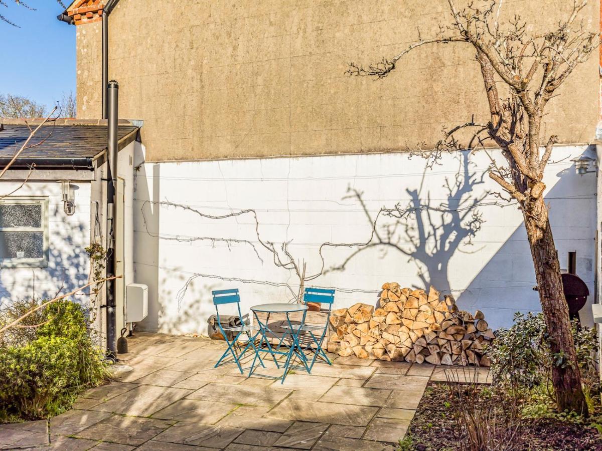Pass The Keys Charming Downland Cottage 치체스터 외부 사진