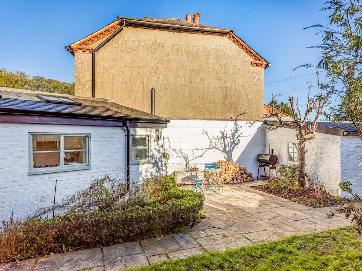 Pass The Keys Charming Downland Cottage 치체스터 외부 사진